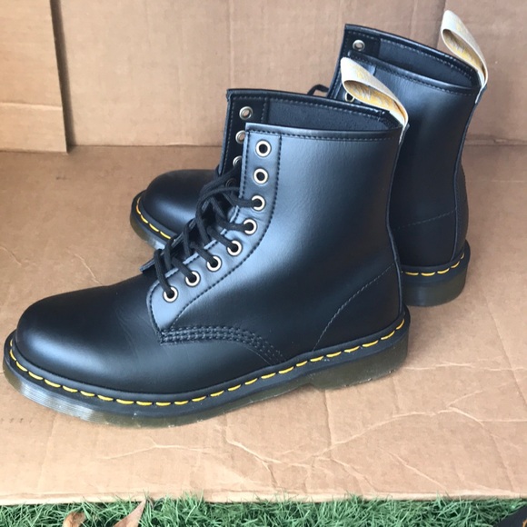 dr martens 14045